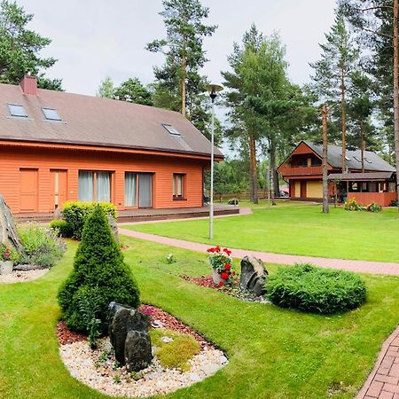Apartmán Salkoni Pape Exteriér fotografie