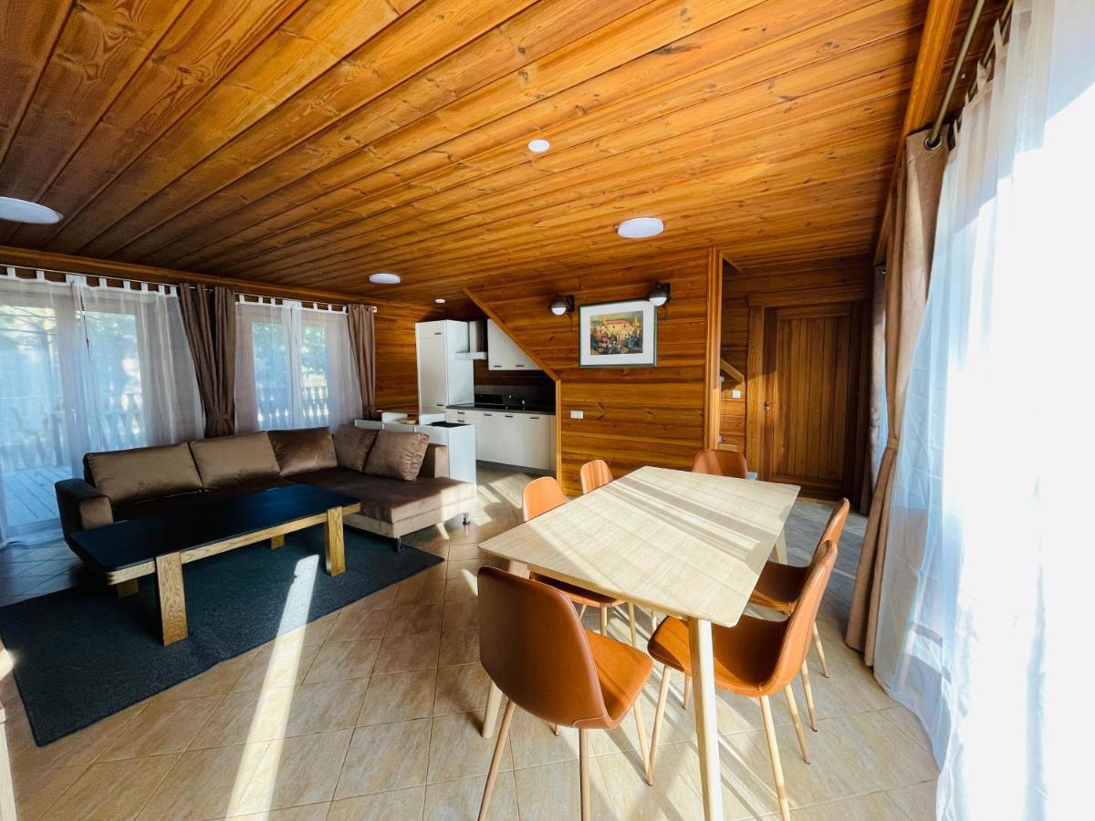 Apartmán Salkoni Pape Exteriér fotografie